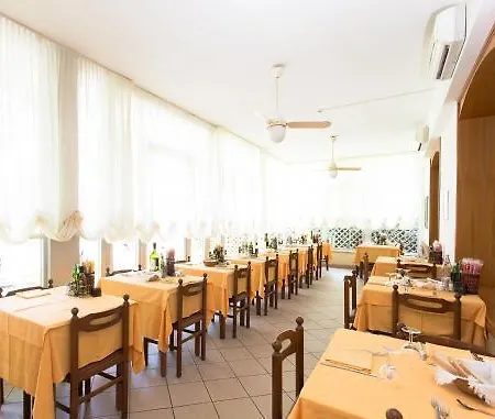 Hotel Ombrosa 3*