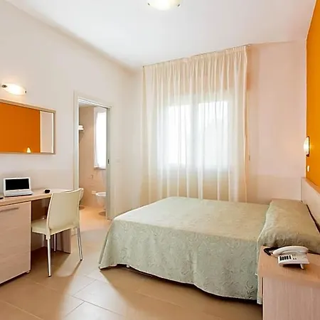 Ombrosa Hotel 3*