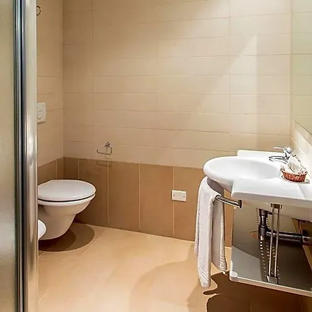 Ombrosa Hotel