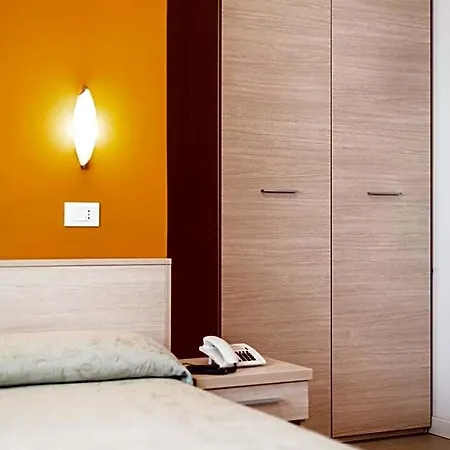 Ombrosa Hotel 3*